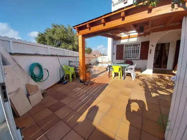 Casa Adosada en Playa Sant Salvador con Piscina Privada