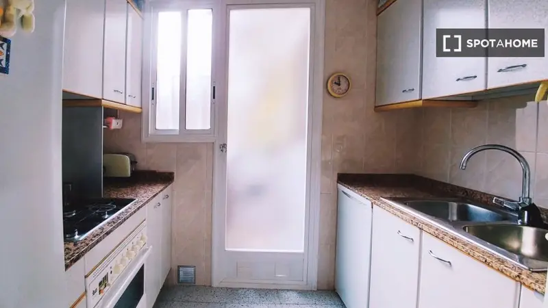 Habitacion en piso compartido Barcelona