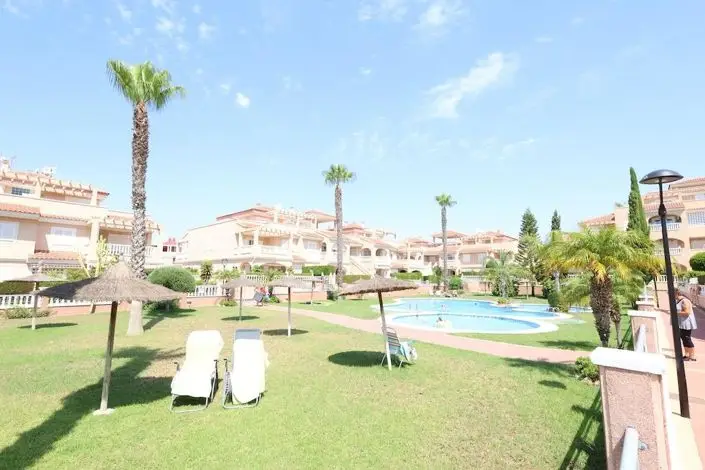 Bungalow 2 Dormitorios Orihuela Costa