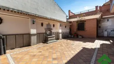 Casa Pareada en Pulianas con Vistas Panorámicas a Sierra Nevada