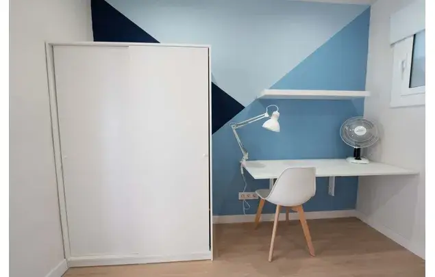 Habitaci
ón 102m
² Barcelona Alquiler 1 a 18 Meses Dep
ósito 600
€