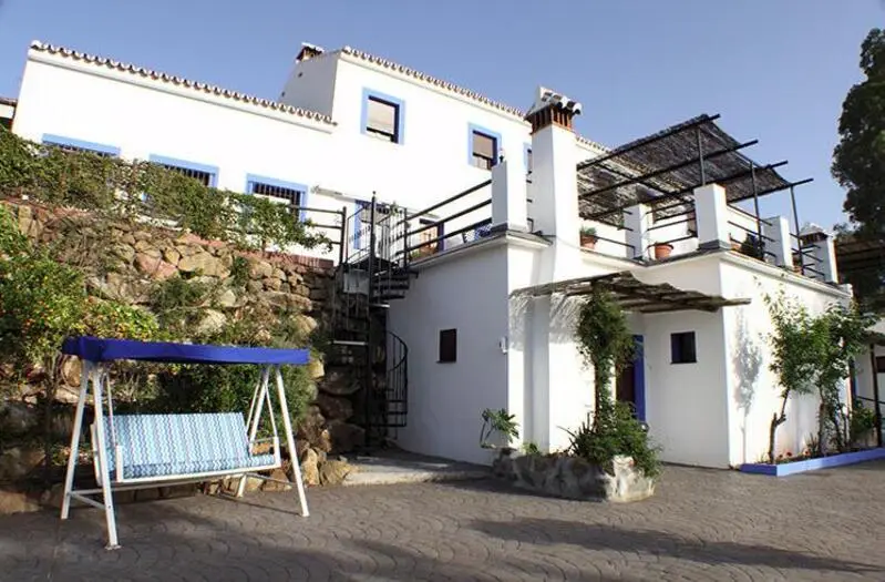 Hotel Rural con 7 Casas en Guaro Malaga