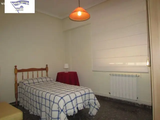 Piso Estudiantes Albacete 4 Dormitorios 2 Baños