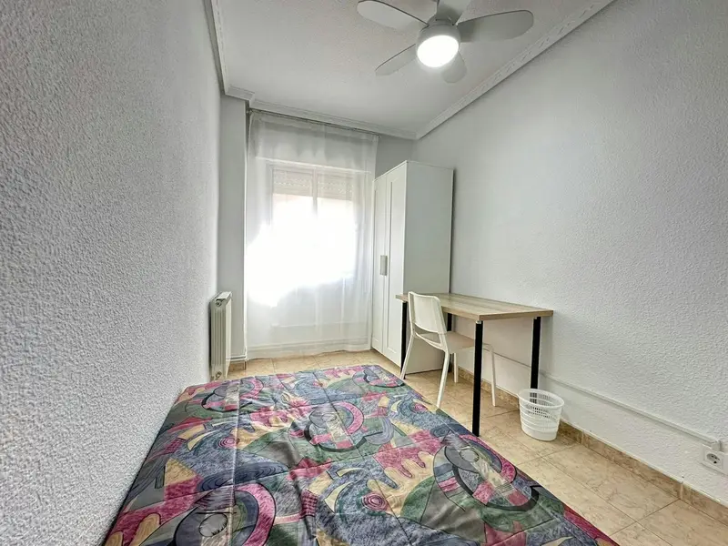 Habitacion en Alquiler Leganes - Amueblada Cerca Universidad
