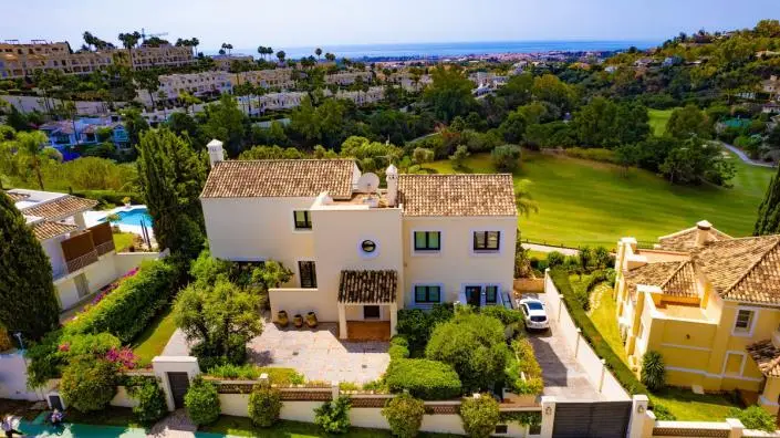 Villa de Lujo 5 Dormitorios en Venta La Quinta Benahavis