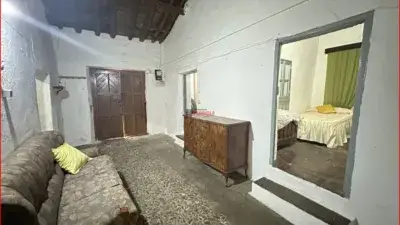 Chalet Pareado en Otero con 4 Dormitorios y Financiacion