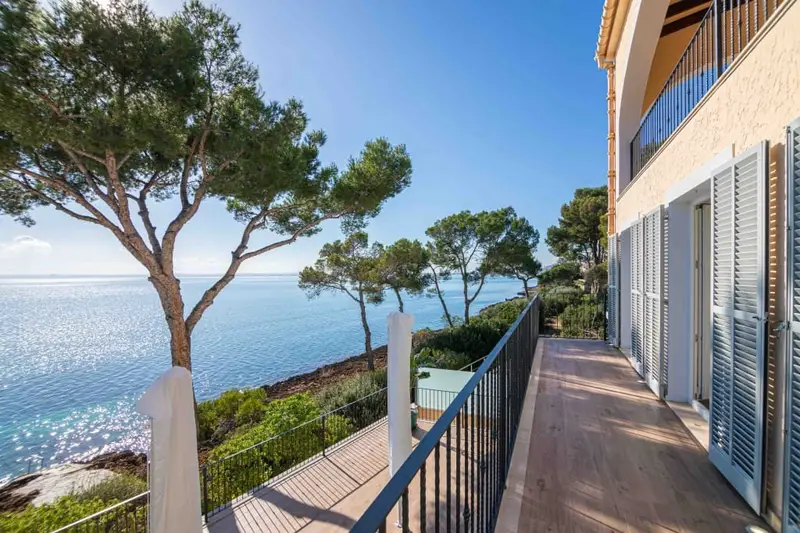 Chalet en primera linea de mar en Alcudia Mallorca