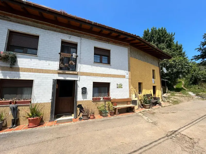 Venta Casa 3 Habitaciones Siero Terreno 11163m2