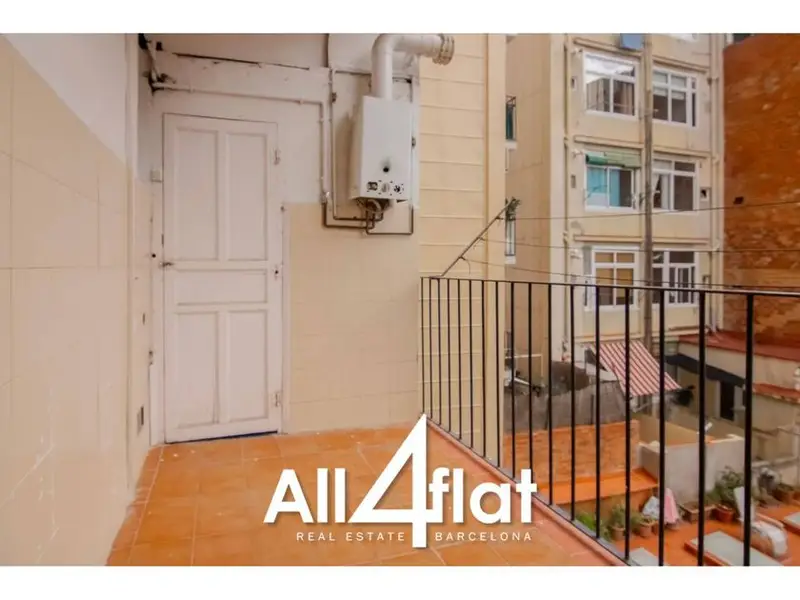 venta Piso en Sants, Barcelona (003377B)- Globaliza