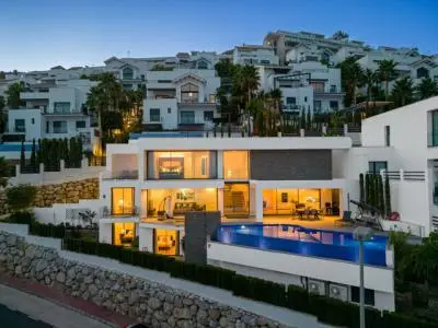 Villa de Lujo Benalmadena Costa Vistas al Mar Piscina Privada