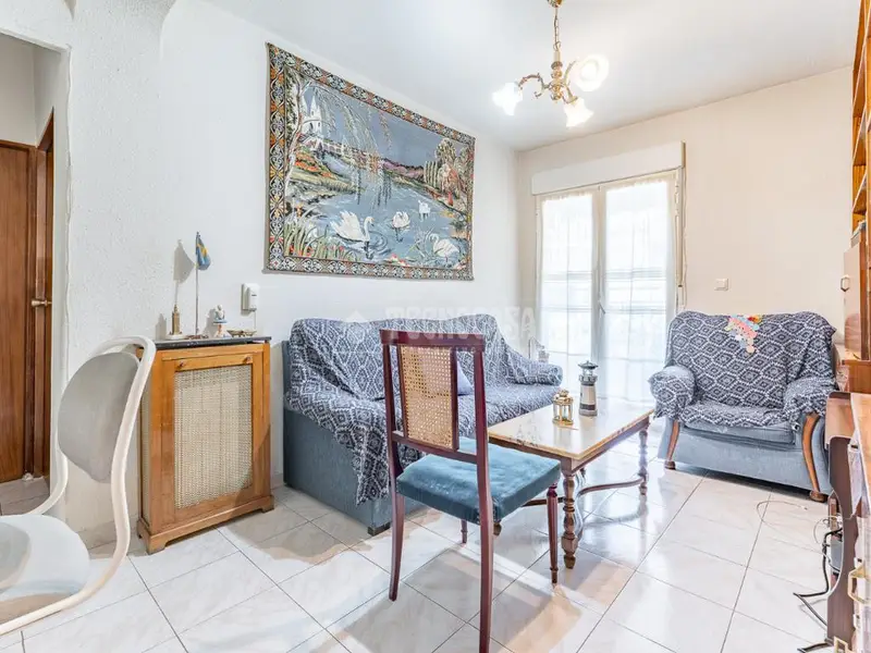 Piso en Venta Valdezarza 3 Dormitorios Cerca Metro L7