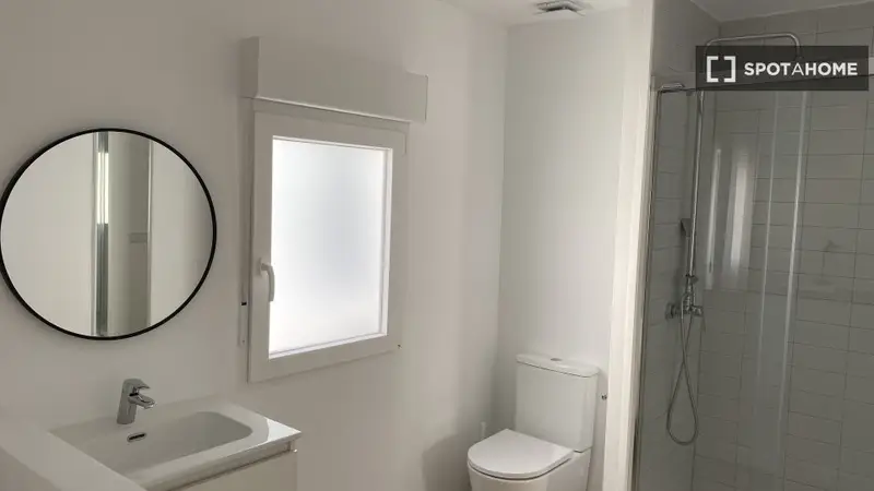 Habitacion en piso compartido Valencia El Cabanal