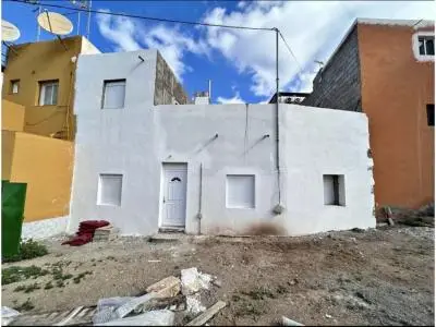 Casa a Reformar Valle San Lorenzo Familia Gran Terreno