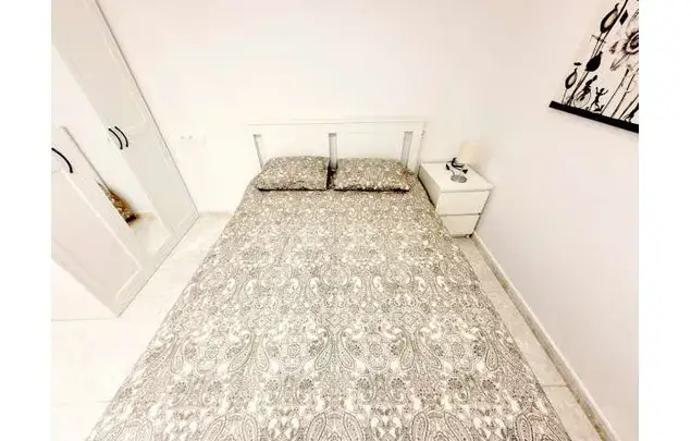 Estudio 40m² Barcelona El Carmel Amueblado Wifi Estudiantes Parejas