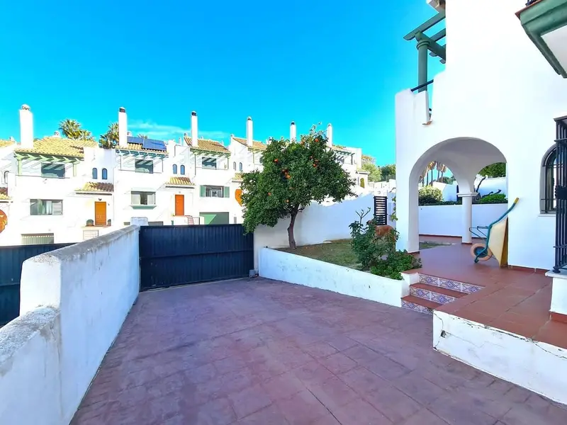 Pareado en venta en Manilva, Málaga