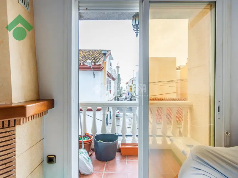 Casa en Venta Torre del Mar: 4 Dormitorios, 3 Baños, Garaje, Terraza y Playa Cercana