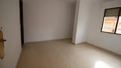 Piso en venta en Montijo cuatro habitaciones dos baños