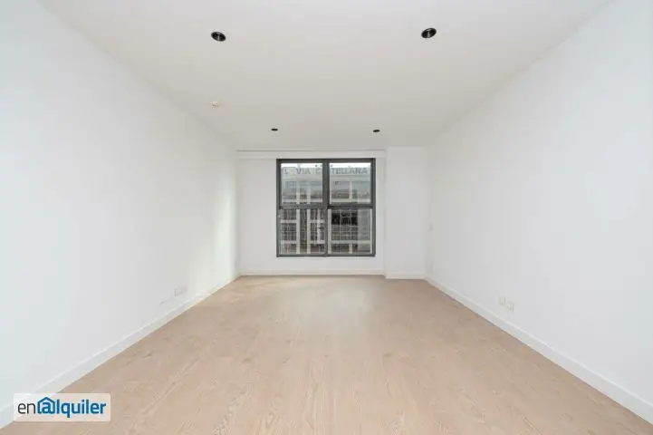 Alquiler Piso Madrid: 1 Dormitorio, Aire Acondicionado, Ascensor