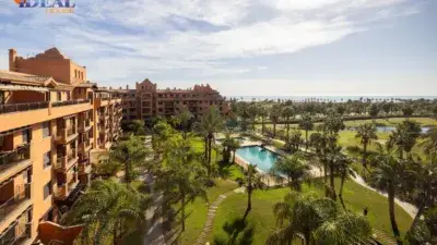 Piso en venta en Playa Granada cerca del mar