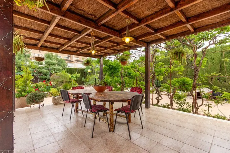 Chalet en Petrer con Piscina y Terraza 511m2