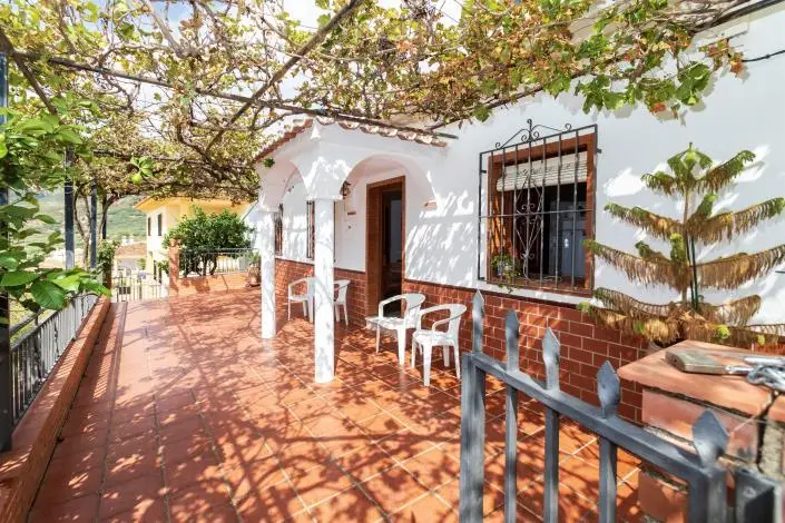 Villa 3 Dormitorios en venta cerca de Torre del Mar