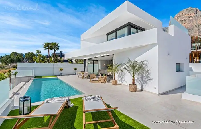 Villa 4 Dormitorios Polop Costa Blanca