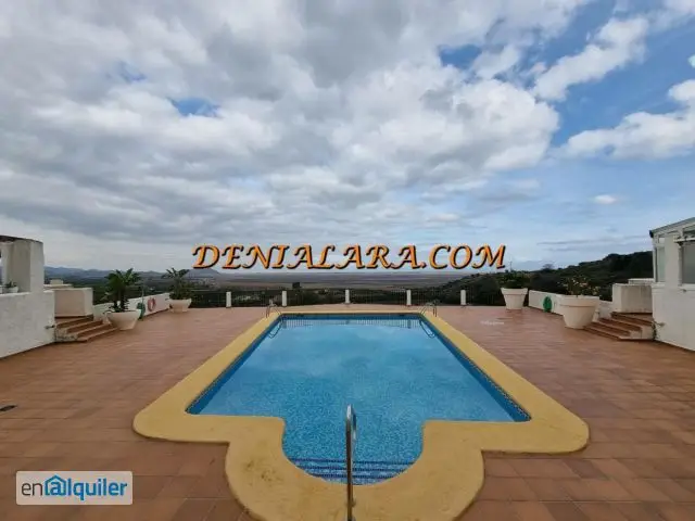 Apartamento dúplex de alquiler de Septiembre a Junio en Monte Pego