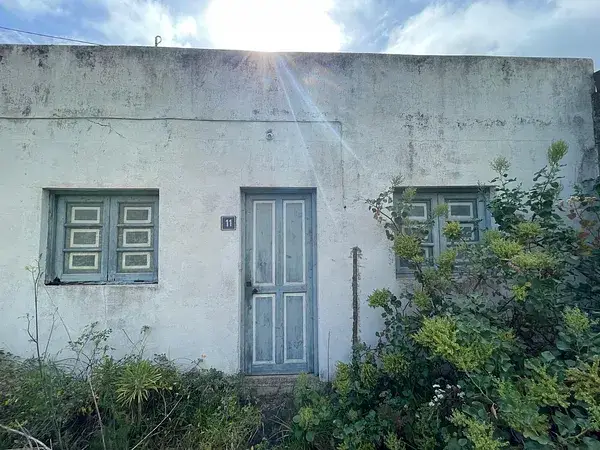 Casa Terrera en Taganana a Reformar con Terreno y Viña