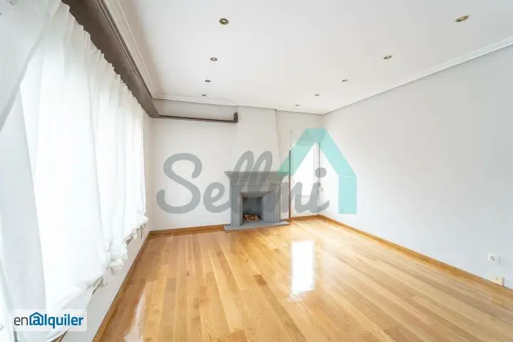 Piso en Alquiler Oviedo Ciudad Naranco 82m2 4 habitaciones