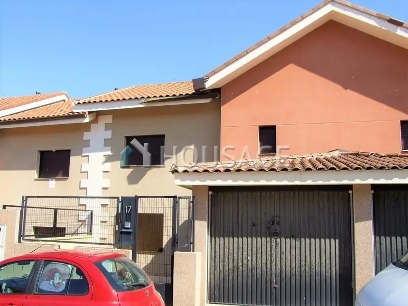 Piso en venta en Miraflores de la Sierra 137m2 3 habitaciones 3 baños