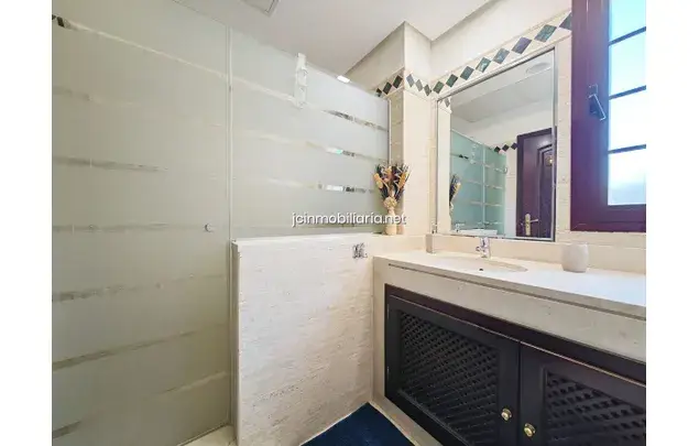 Apartamento en Ojén con Vistas al Mar y Piscina