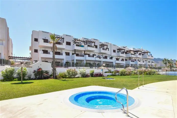 Apartamento 3 Dormitorios San Juan de los Terreros