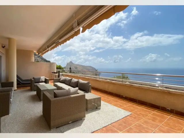 Piso de 2 Dormitorios en venta Altea, España