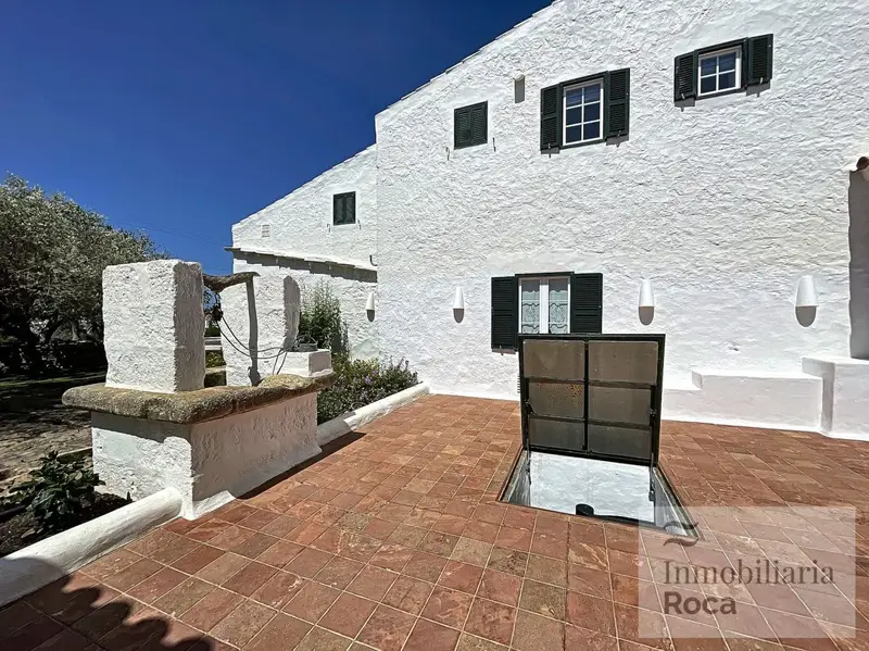 Finca Rural en Venta en Menorca 977m2 5 Dormitorios Piscina