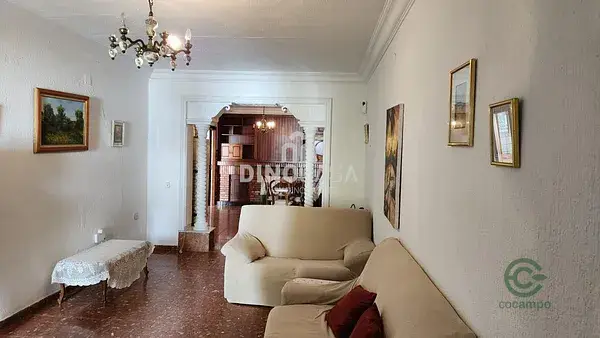 Casa con Dos Patios Grandes en Cartaya