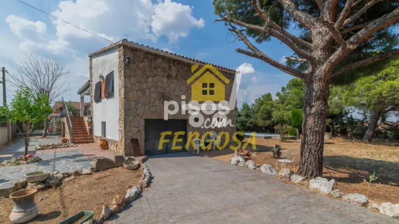 Chalet en Venta El Alamo 3 Dormitorios Piscina Parcela 1200m2