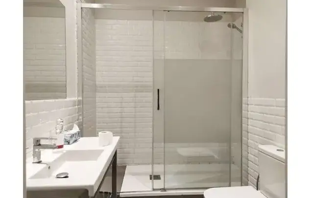 Alquiler Piso 1 Dormitorio 133m2 Barcelona Patio Aire Acondicionado