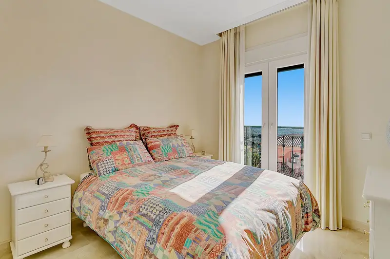 Apartamento 3 Dormitorios Elviria Marbella