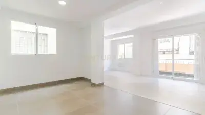Piso en venta en Calahonda-Carchuna 4 dormitorios 2 baños