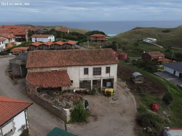 Casa con Vistas al Mar y Monta
A Rehabilitar en Ubiarco