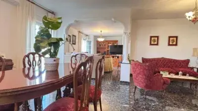 Piso en Venta en Loja 202m2 5 Habitaciones Gran Salón Garaje