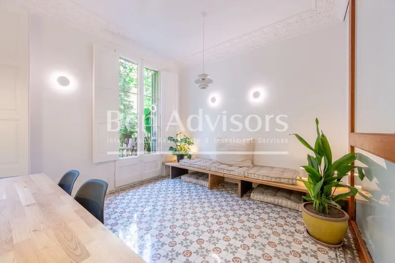 Apartamento en venta en Eixample Barcelona 3 dormitorios 2 baños