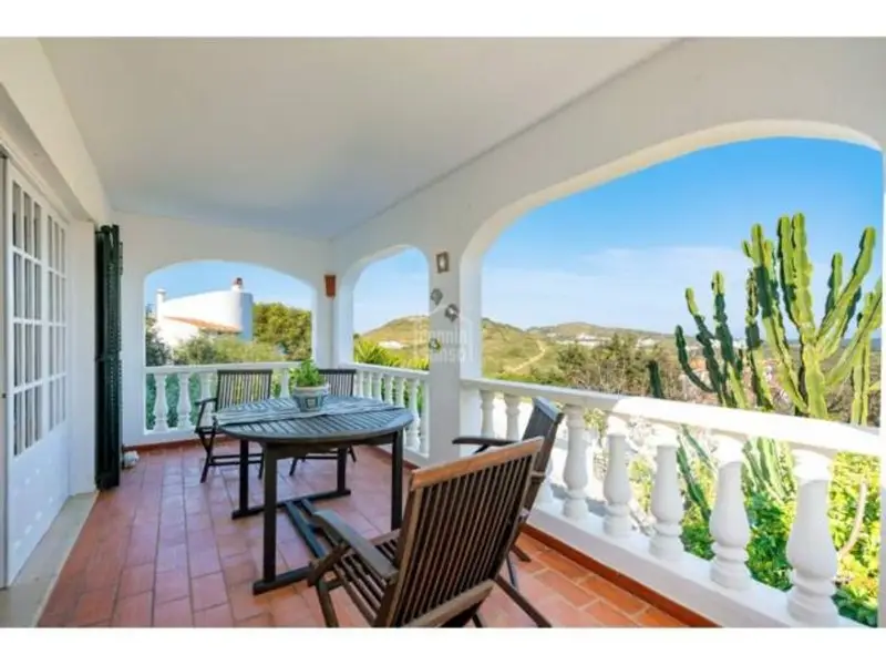 Chalet con Vistas Panorámicas cerca de Cala Tirant Menorca