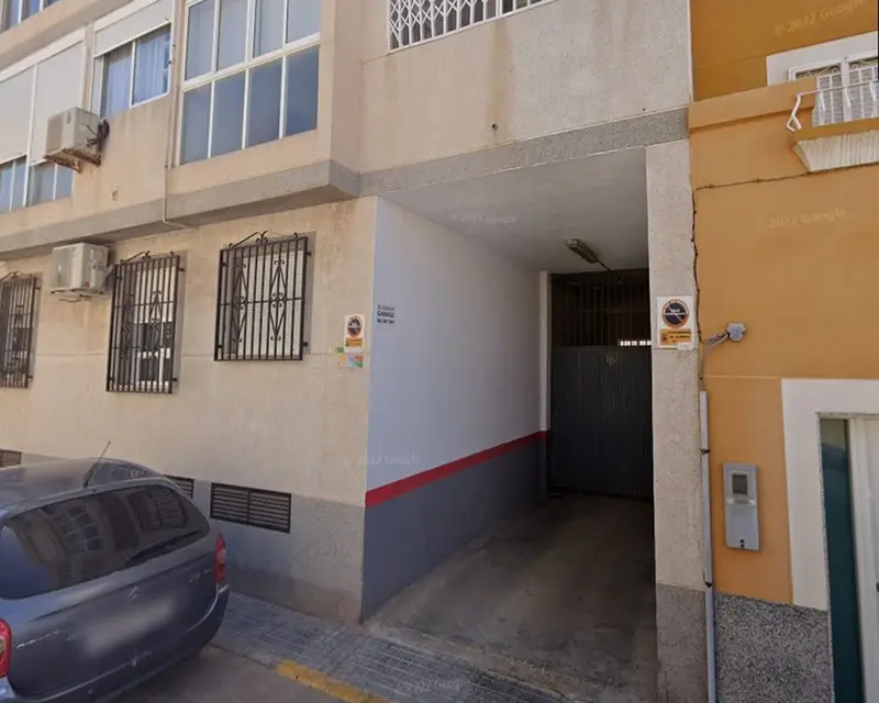 Garaje en Venta en Almeria San Antonio y Labradores