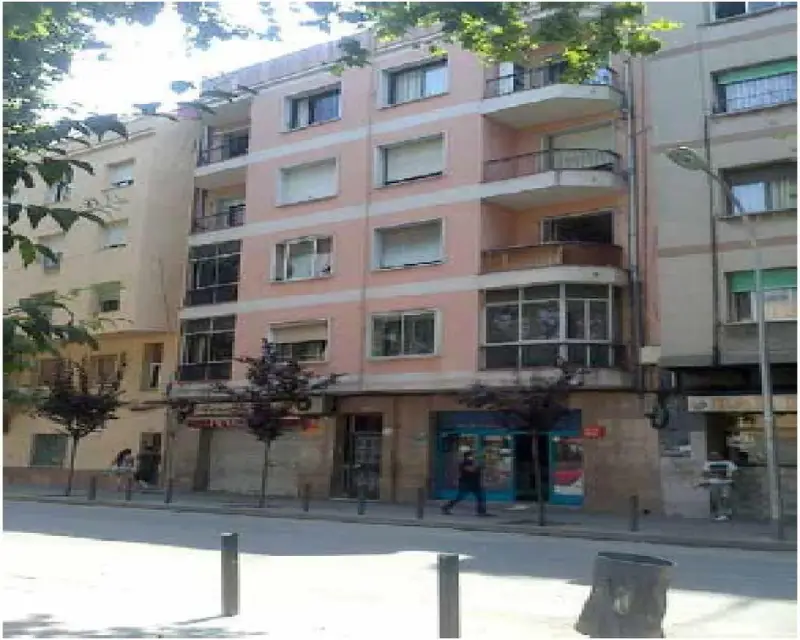 Piso 98m2 3 habitaciones 2 baños Badalona