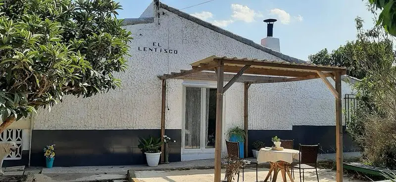 Villa 3 Dormitorios Caudete Piscina Garaje Casa Invitados