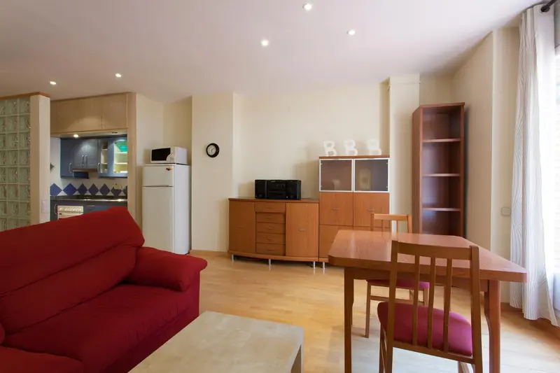 Estudio Amueblado en Les Corts con Terraza