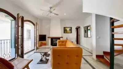 Ático Dúplex en Marbella Casco Antiguo con Terraza Privada