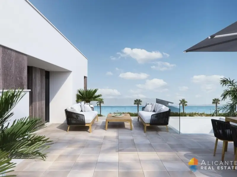 Villa de Lujo en Torre de la Horadada con Piscina