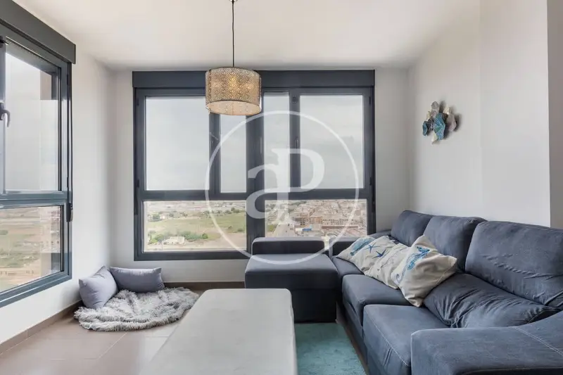 Apartamento en venta en La Torre Valencia con vistas al mar